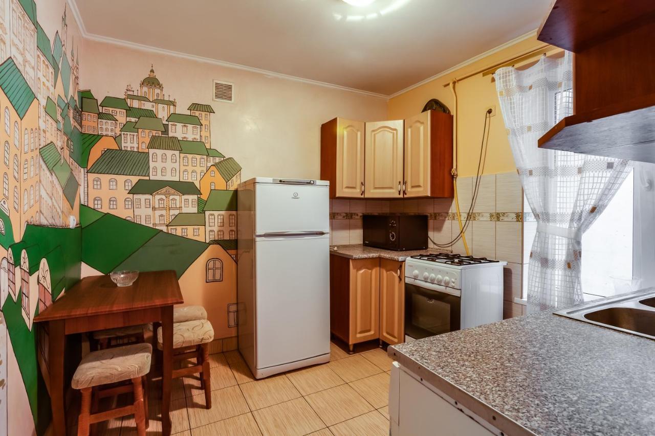 Four Bedrooms Apartment In The Heart Of Львов Экстерьер фото